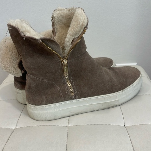 J Slides NYC Womens Size 8.5 suede Sneakers - Picture 3 of 4